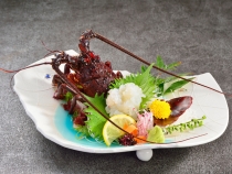伊勢海老丸ごと1匹付き 得々ブッフェプラン 好評販売中♪